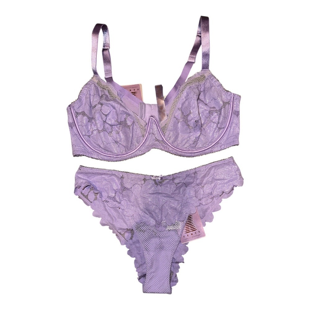 Savage‎ X Fenty Lavender Lace Bra/Panty Set, 40DDD/Large